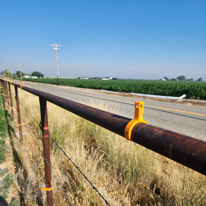 Horizontal Pipe Fence Insulators